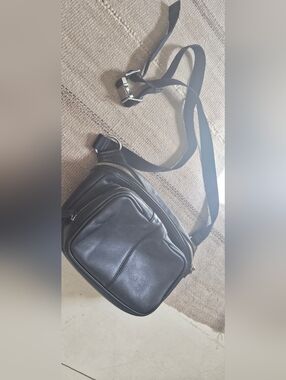 WANT Les Essentielles Black Leather Crossbody or Fanny Pack